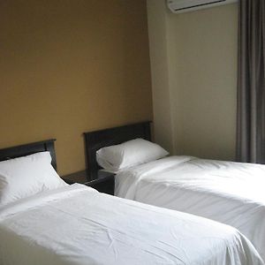 Twin Room Bathroom